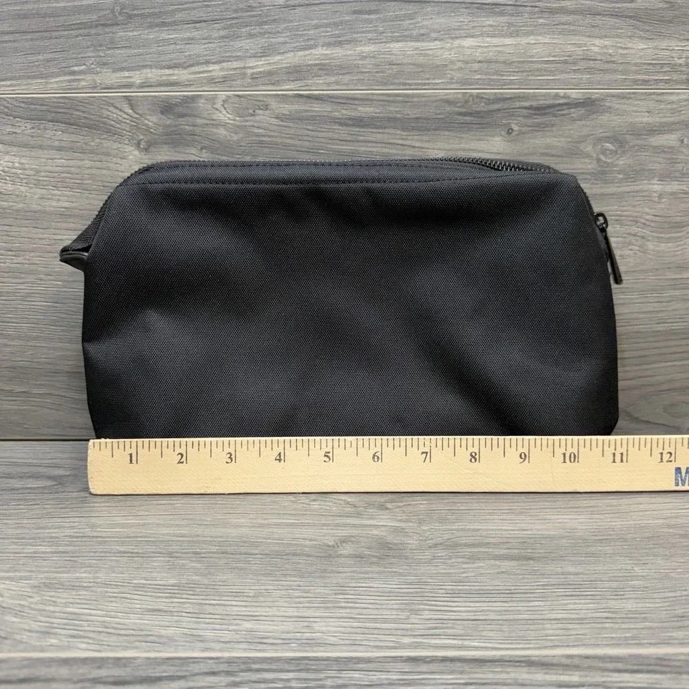 Henry Rose Limited Ed Large Black Stand-Up Zippered Makeup Cosmetic Toiletry Bag